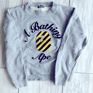 Cropped BAPE Sweater with embroidered letters